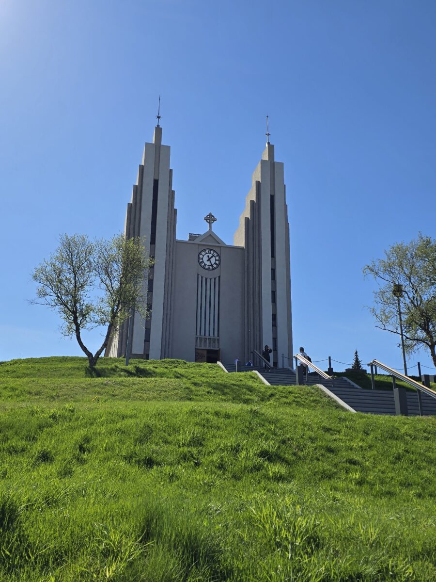 Akureyrarkirkja - Celebre chiesa cittadina