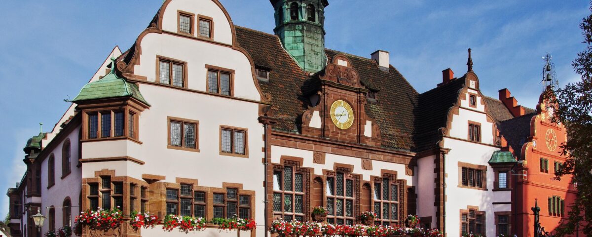 Guida italiana a Friburgo - Municipio