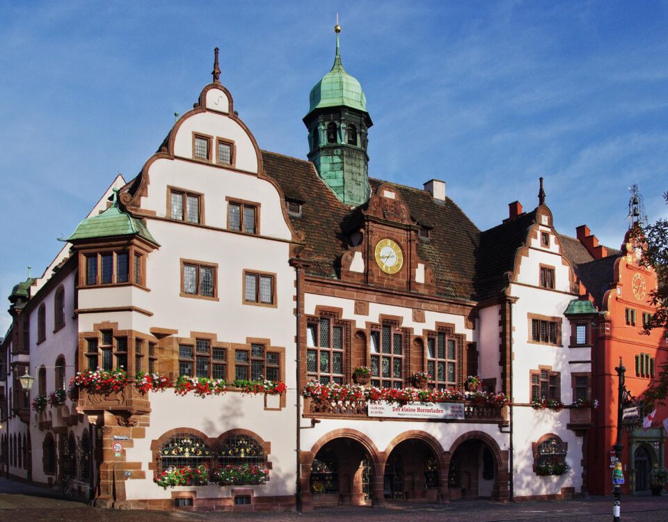 Guida italiana a Friburgo - Municipio